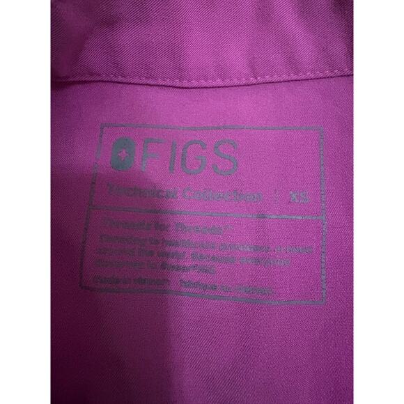 FIGS scrub set XS Top S Bottom - Picture 6 of 7